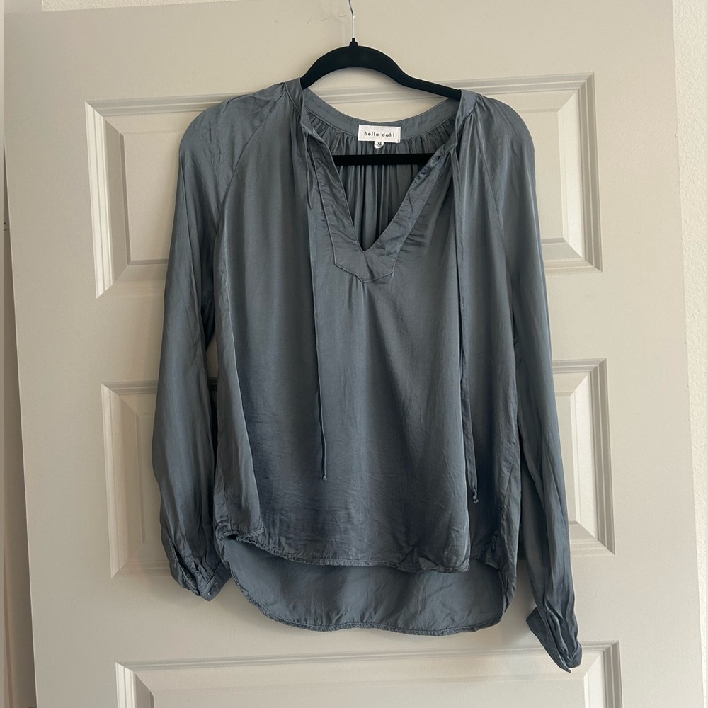 Bella Dahl grey blouse
